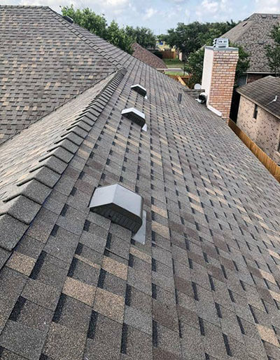How to Repair or Remove the Damaged Shingles on Your Roof